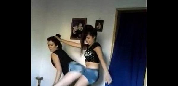  3 nena sexy bailando